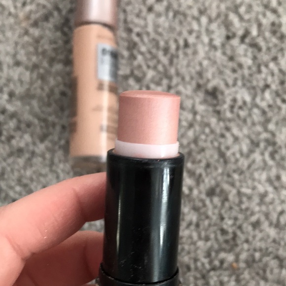 Makeup lot​ - Picture 4 of 4